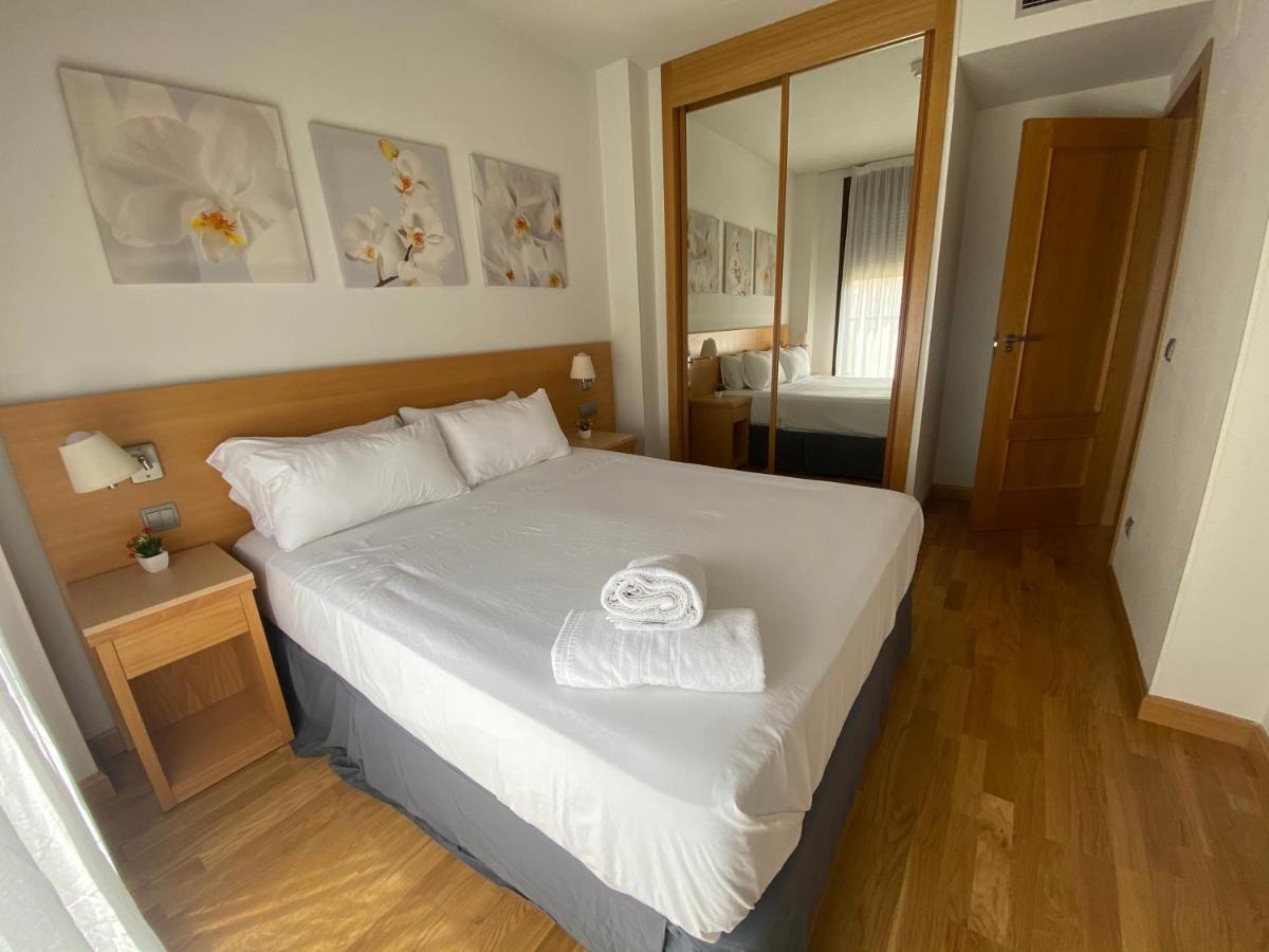Apartment Close To Airport, Ifema Madrid Luaran gambar