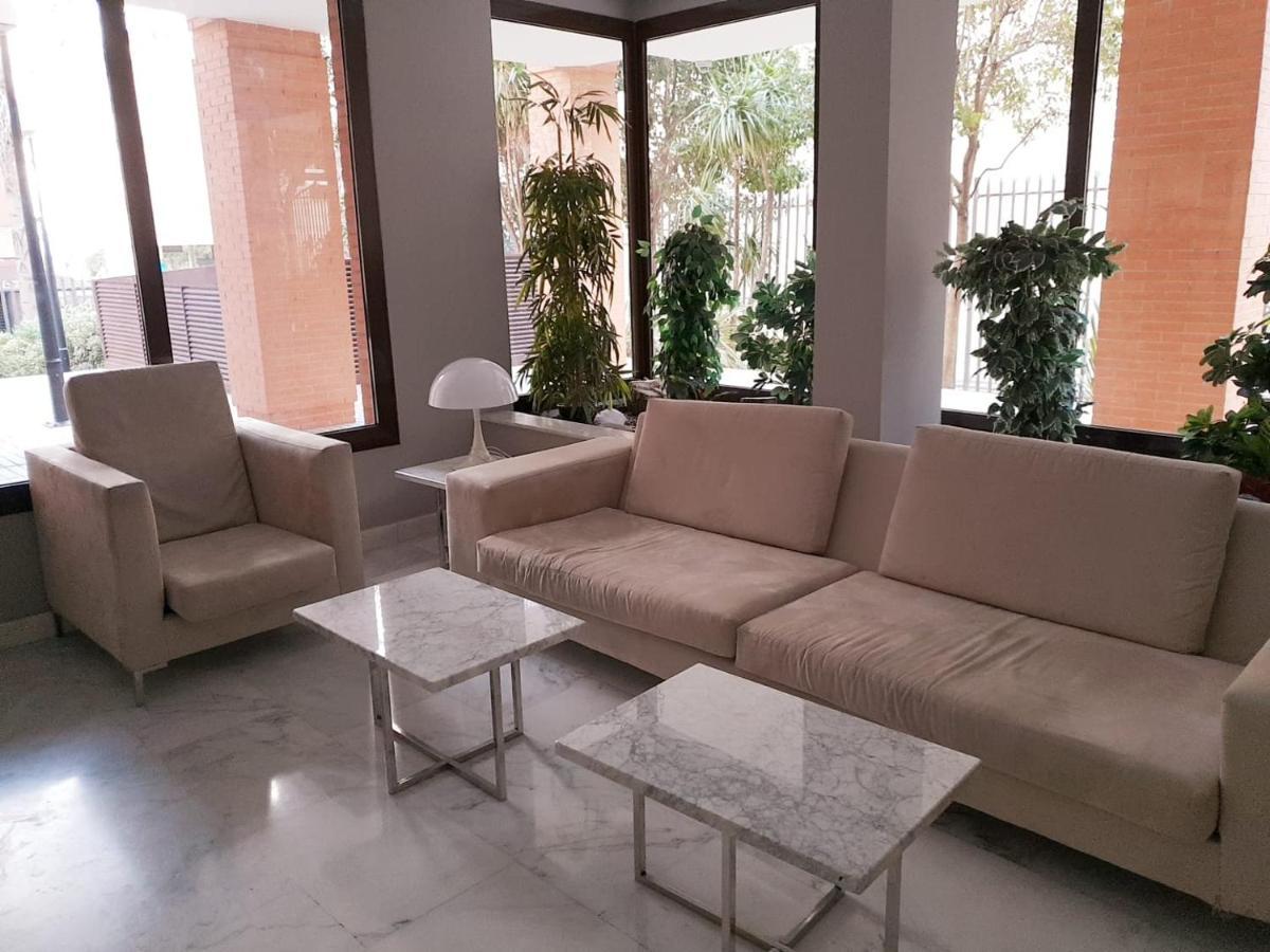 Apartment Close To Airport, Ifema Madrid Luaran gambar