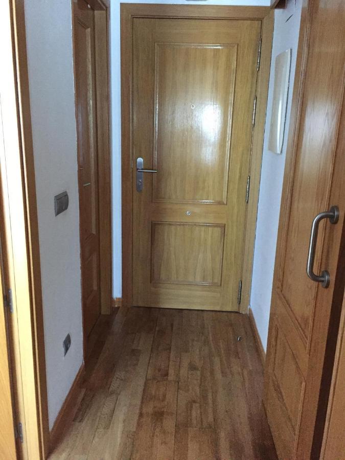 Apartment Close To Airport, Ifema Madrid Luaran gambar